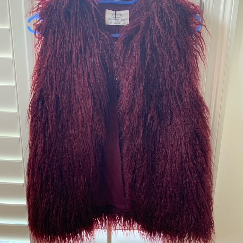 ZARA Girl's Faux Fur Vest With Front Tie Wrap Closure Dark Gray Size: 11/12